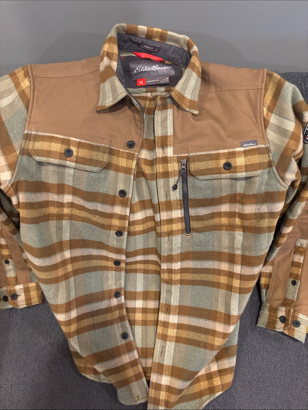 Eddie Bauer Plaid Mid-weight Jacket Men’s Medium